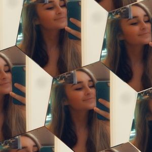 Meet your Posher, Julija